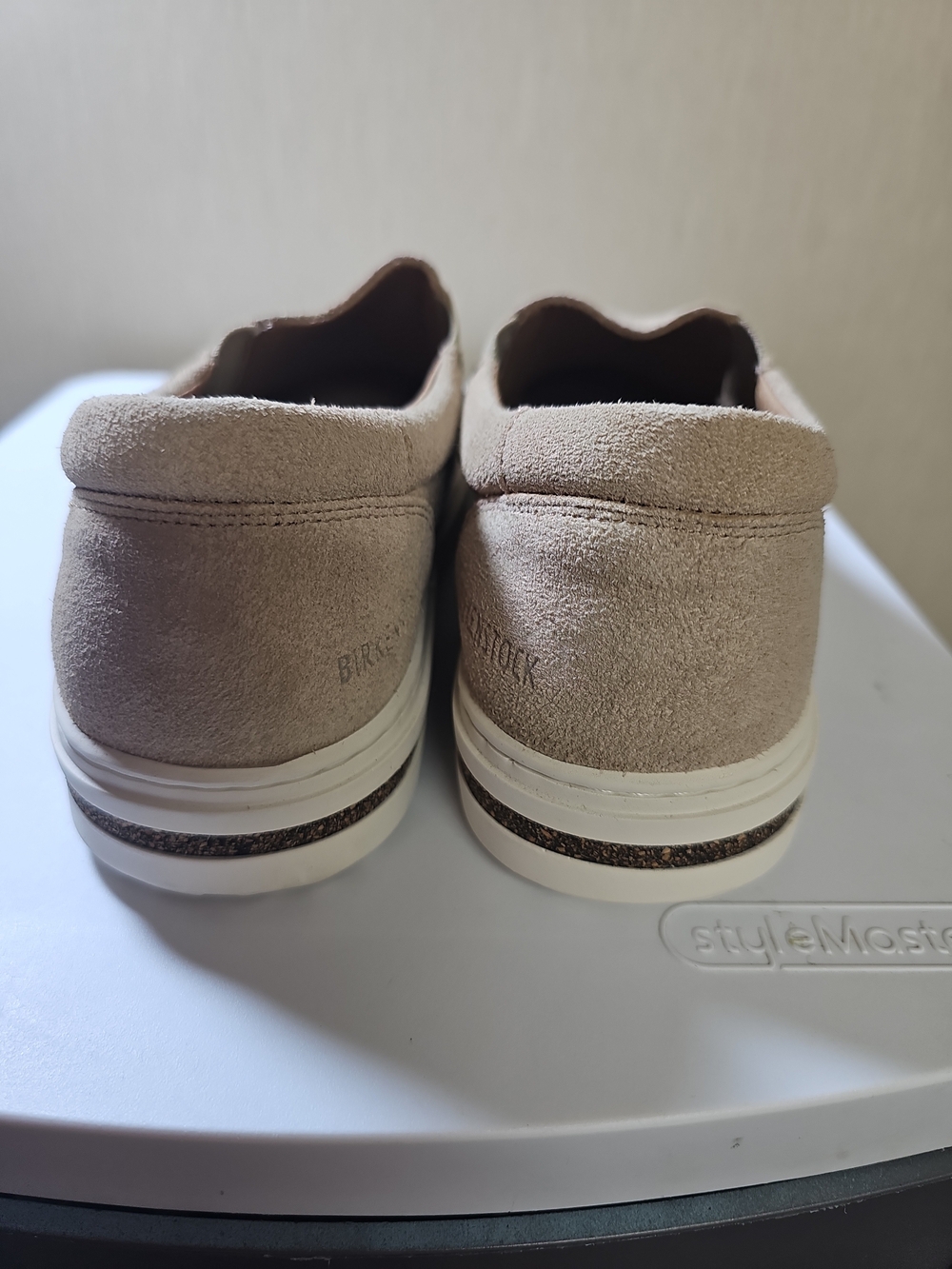 Birkenstock Oswego Suede Slip On Sneakers Womens 39 US 8 Narrow Beige New Box - Picture 11 of 11